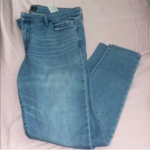 Abercrombie and Fitch skinny jeans